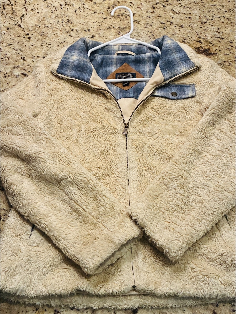 Pendleton cream sherpa zip jacket with blue plaid trim size S